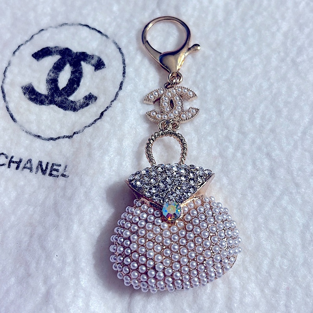 Pearl Purse  key chain - Picture 4 of 9